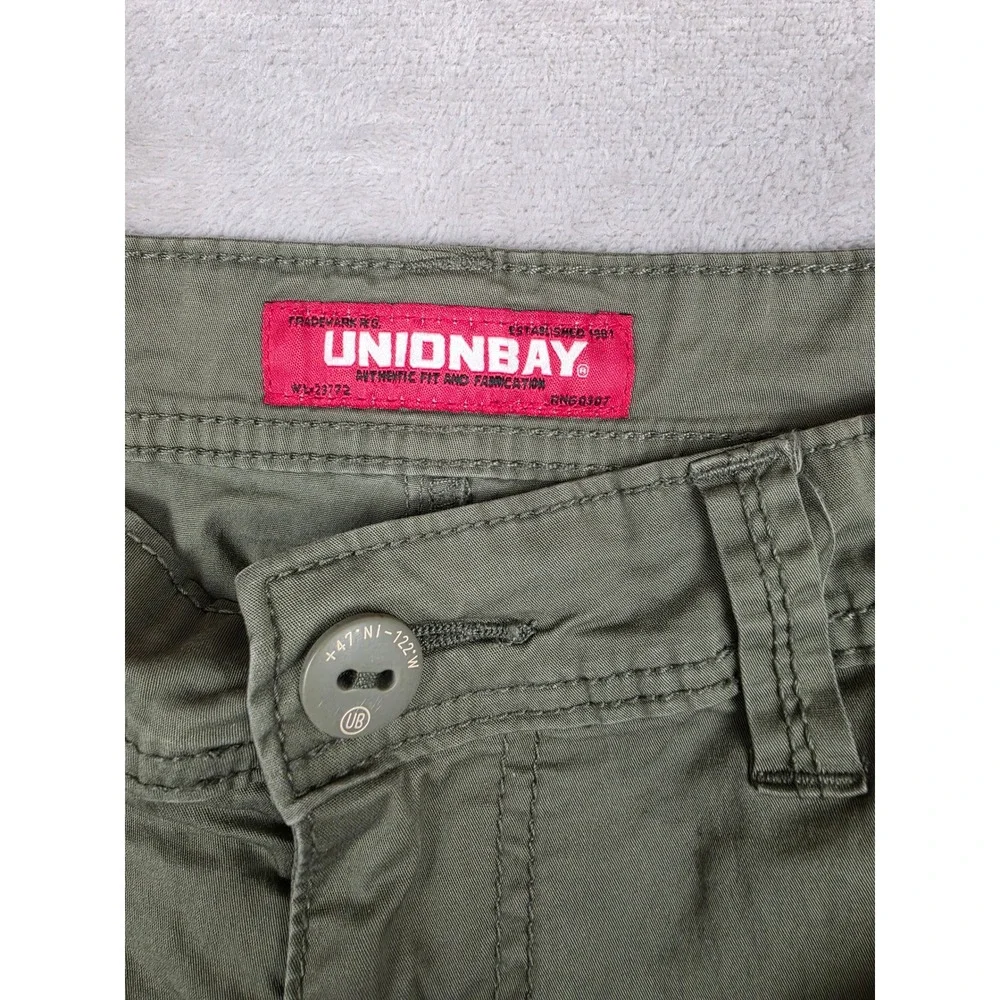 Unionbay Cargo Shorts Mens 34 Green Cotton Blend Multi Pocket Casual Outdoor